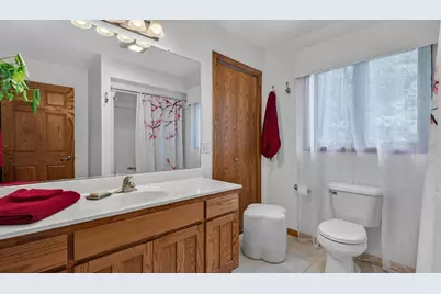 1224 Red Maple Ridge, Eau Claire, WI 54703 - Photo 20