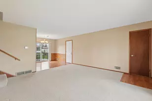 20597 Iceland Ave, Lakeville, MN 55044 - Photo 4