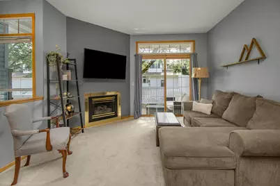 15634 Garnet Way #21, Apple Valley, MN 55124 - Photo 2