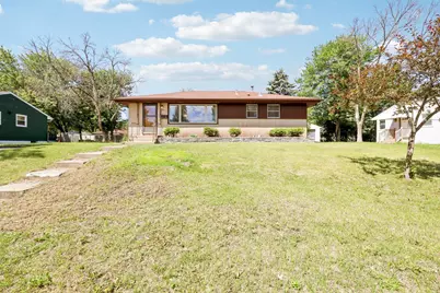 3609 Violet Avenue N, Brooklyn Center, MN 55429 - Photo 2