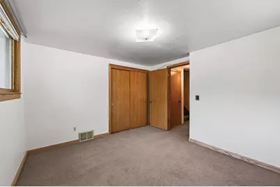 4621 Ewing Avenue N, Robbinsdale, MN 55422 - Photo 18