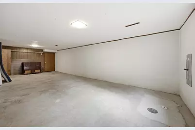 2844 Hickory Street N, Fargo, ND 58102 - Photo 34