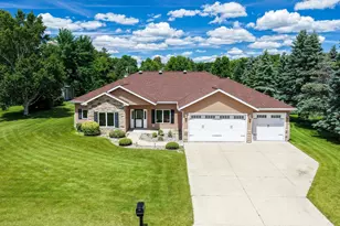750 Lake Forest Cir, Detroit Lakes, MN 56501 - Photo 1