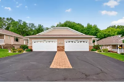 5026 Grenadier Avenue N, Oakdale, MN 55128 - Photo 2