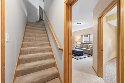 5026 Grenadier Avenue N, Oakdale, MN 55128 - Photo 34