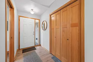 5026 Grenadier Ave N, Oakdale, MN 55128 - Photo 6