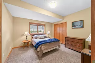 5026 Grenadier Ave N, Oakdale, MN 55128 - Photo 28