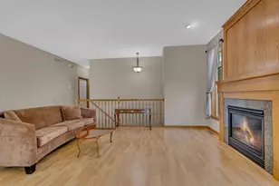 1012 Cory Ln, Saint Cloud, MN 56303 - Photo 2