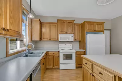 1012 Cory Lane, Saint Cloud, MN 56303 - Photo 8