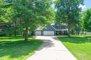 14434 Cottage Grove Dr, Baxter, MN 56425 - Photo 2
