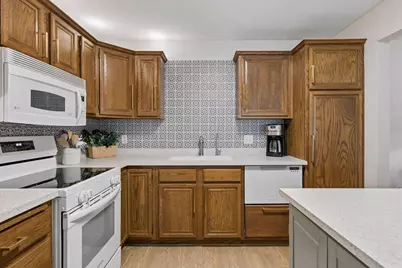 10540 43rd Avenue N #111, Plymouth, MN 55442 - Photo 10