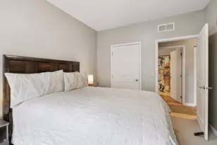2803 E 38th St, Minneapolis, MN 55406 - Photo 16
