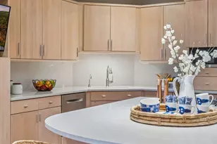 726 Widsten Cir, Wayzata, MN 55391 - Photo 32