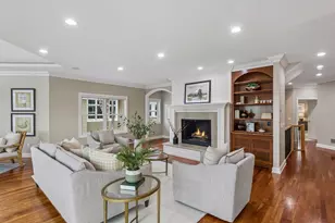 726 Widsten Cir, Wayzata, MN 55391 - Photo 14