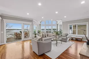 726 Widsten Cir, Wayzata, MN 55391 - Photo 8
