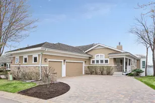 726 Widsten Cir, Wayzata, MN 55391 - Photo 1