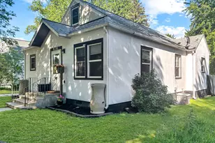 836 3rd St SW, Wadena, MN 56482 - Photo 1