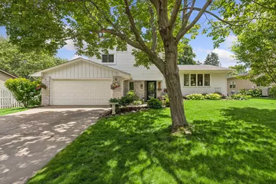 6265 Oakwood Road, Woodbury, MN 55125 - Photo 1