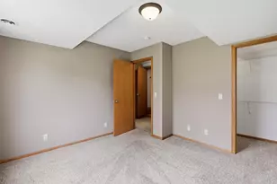 1559 Dublin Ct, Shakopee, MN 55379 - Photo 16
