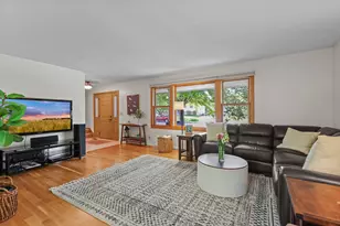 3287 Churchill Dr, Woodbury, MN 55125 - Photo 12
