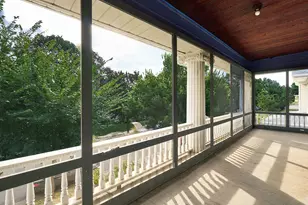 2412 Colfax Ave South, Minneapolis, MN 55405 - Photo 2