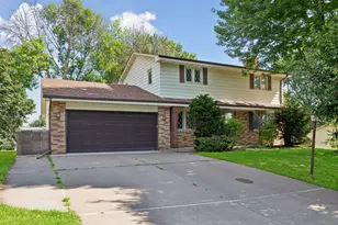 9116 34 1/2 Ave N, New Hope, MN 55427 - Photo 1