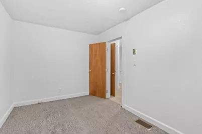 267 Bates Avenue, Saint Paul, MN 55106 - Photo 12
