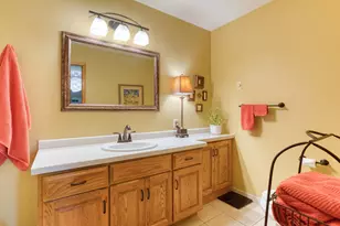 2633 Golf View Dr, River Falls, WI 54022 - Photo 22