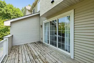 306 Brickyard Dr, Chaska, MN 55318 - Photo 36