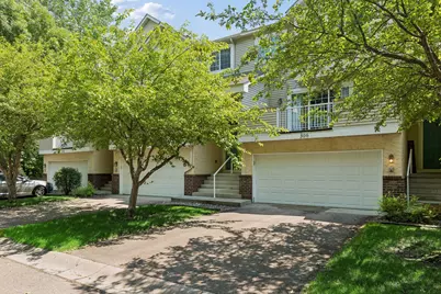 306 Brickyard Drive, Chaska, MN 55318 - Photo 2