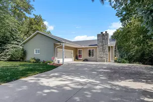 2292 7th St N, North Saint Paul, MN 55109 - Photo 2