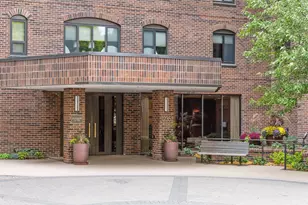 1235 Yale Pl, Minneapolis, MN 55403 - Photo 1