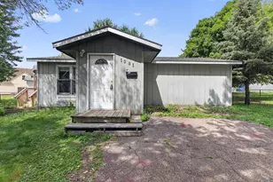 1081 Zemble St, Chaska, MN 55318 - Photo 1