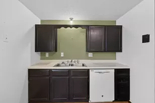 1081 Zemble St, Chaska, MN 55318 - Photo 6
