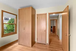 2081 Jefferson Ave, Saint Paul, MN 55105 - Photo 22