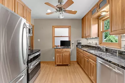 2081 Jefferson Avenue, Saint Paul, MN 55105 - Photo 10