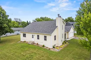 550 Merriman Ct, Delano, MN 55328 - Photo 2