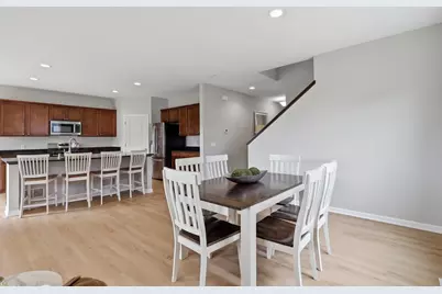 15652 Eddy Creek Way, Apple Valley, MN 55124 - Photo 6