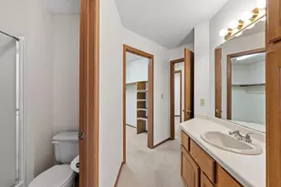 6601 Buckley Cir, Inver Grove Heights, MN 55076 - Photo 10