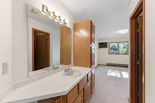 6601 Buckley Cir, Inver Grove Heights, MN 55076 - Photo 10
