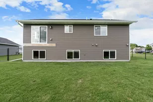 805 El Dorado St SE, Owatonna, MN 55060 - Photo 36