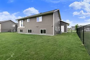 805 El Dorado St SE, Owatonna, MN 55060 - Photo 30
