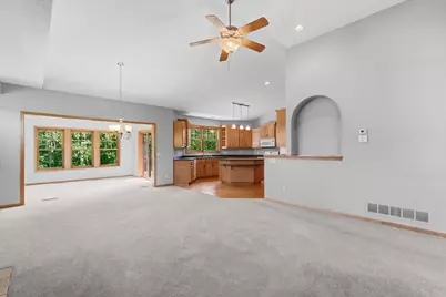 1607 140th Avenue NE, Ham Lake, MN 55304 - Photo 4