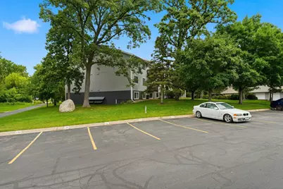 1801 113th Avenue NW #106, Coon Rapids, MN 55433 - Photo 2