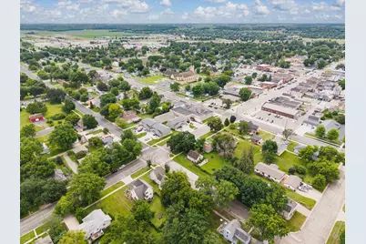 410 N Meridian Street, Belle Plaine, MN 56011 - Photo 10