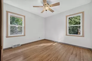 1220 Frisbie Ave, Maplewood, MN 55109 - Photo 16