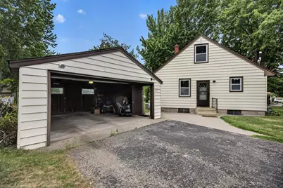 1220 Frisbie Avenue, Maplewood, MN 55109 - Photo 2