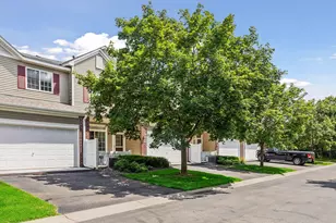 114 River Woods Dr W, Saint Paul Park, MN 55071 - Photo 2