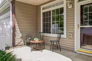 114 River Woods Dr W, Saint Paul Park, MN 55071 - Photo 4