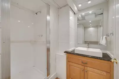 1051 Burke Avenue W, Roseville, MN 55113 - Photo 22
